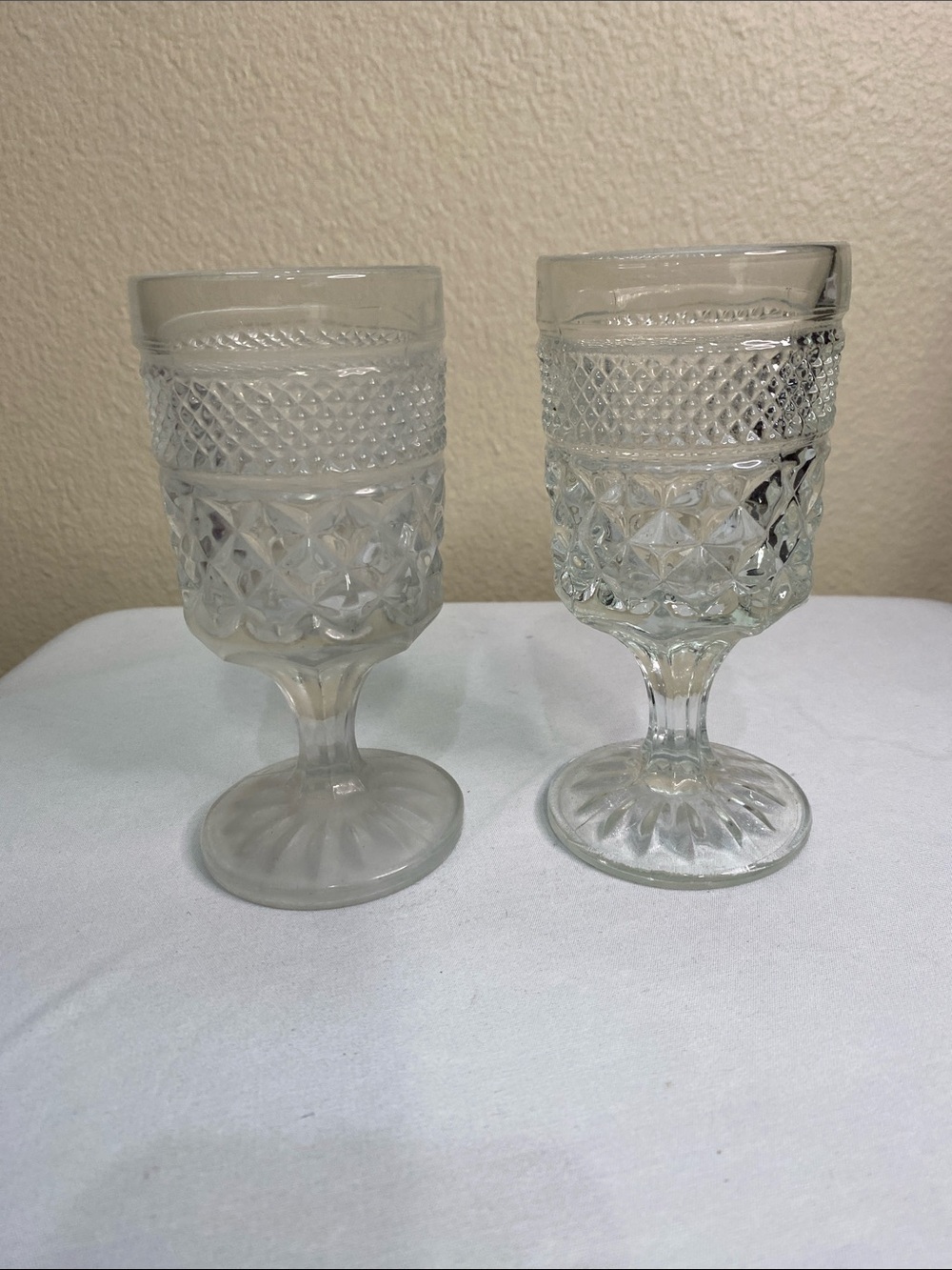 Clear Pressed Glass Goblet - Classic Pattern (Set of 2)